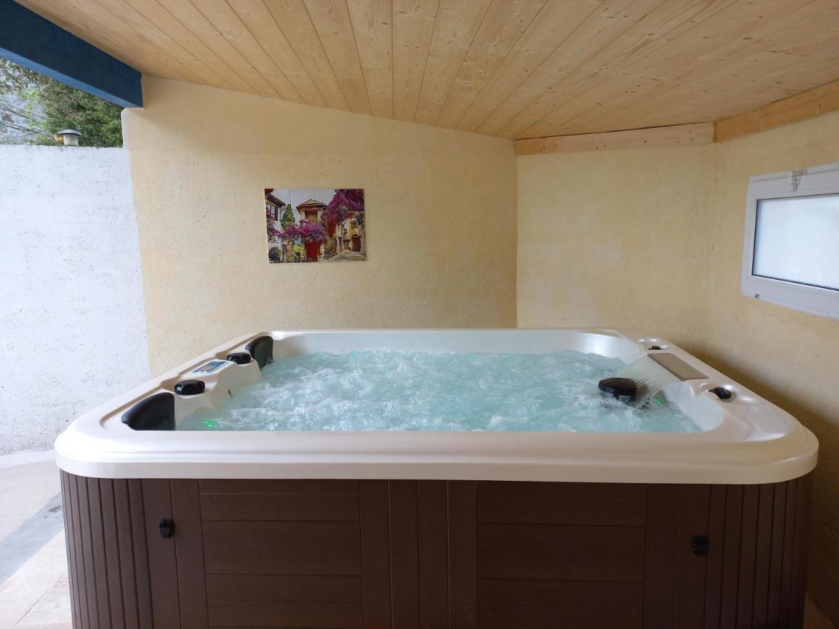 Gites De Plos Appart Chalet Piscine Spa Anduze Eksteriør bilde